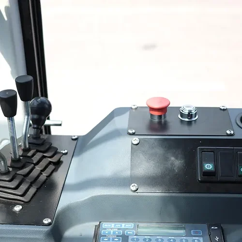 xe nang dau 25 tan 7