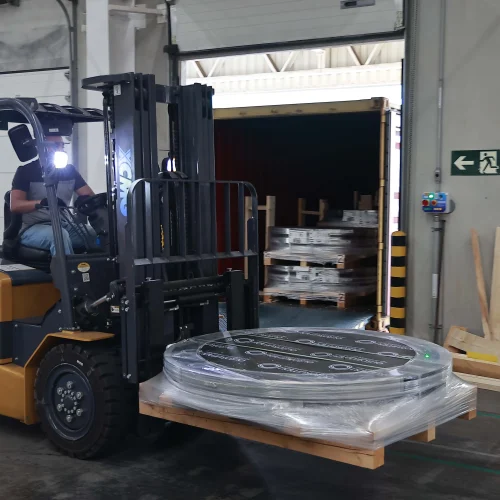 xe nang dien ngoi lai 3 tan 1