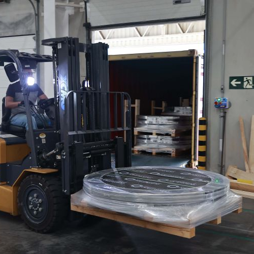 xe nang dien ngoi lai 3 tan 11